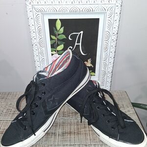 Converse  BOSTON MA Skateboarding Sneakers with Striped Lining